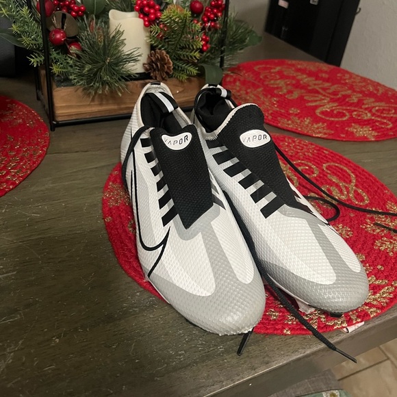 Nike Vapor Edge Pro 360 White Black Pure Platinum
Football Cleats Men size 10 - Picture 4 of 9